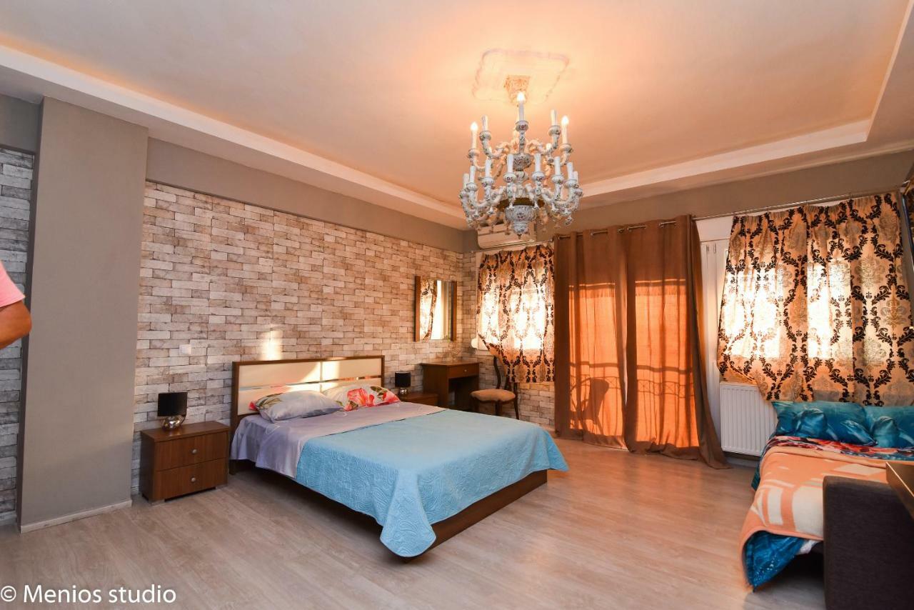 Menios Apartments And Studios Nea Kallikrateia Dış mekan fotoğraf