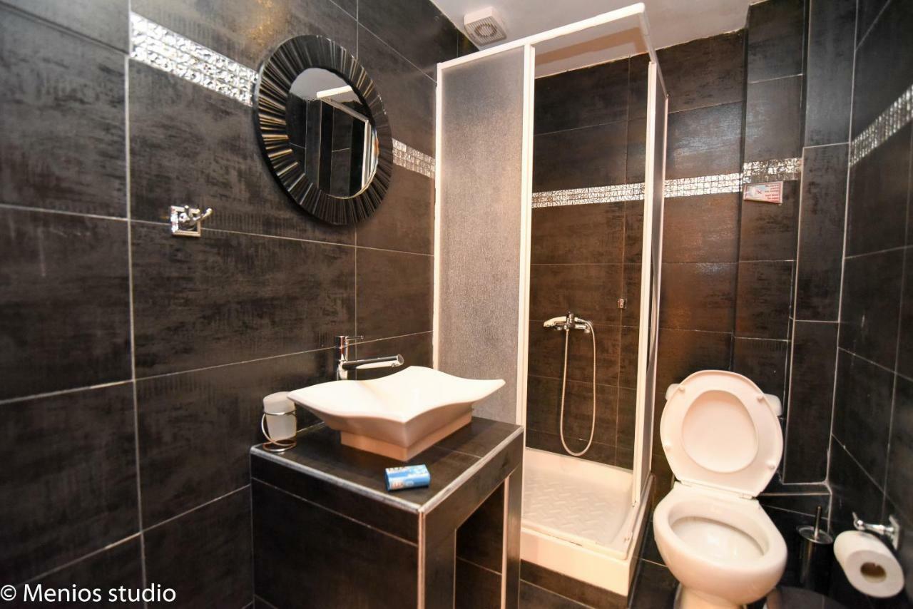 Menios Apartments And Studios Nea Kallikrateia Dış mekan fotoğraf