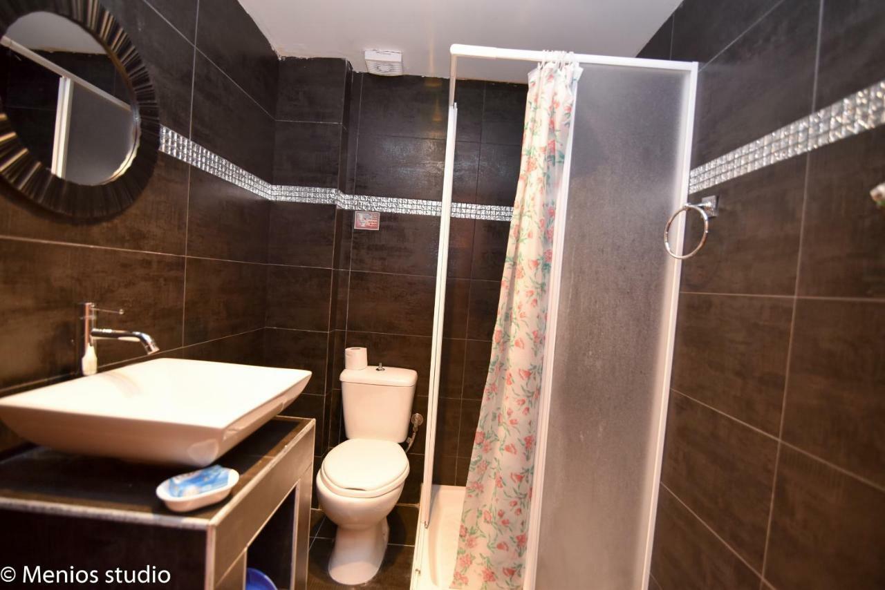Menios Apartments And Studios Nea Kallikrateia Dış mekan fotoğraf